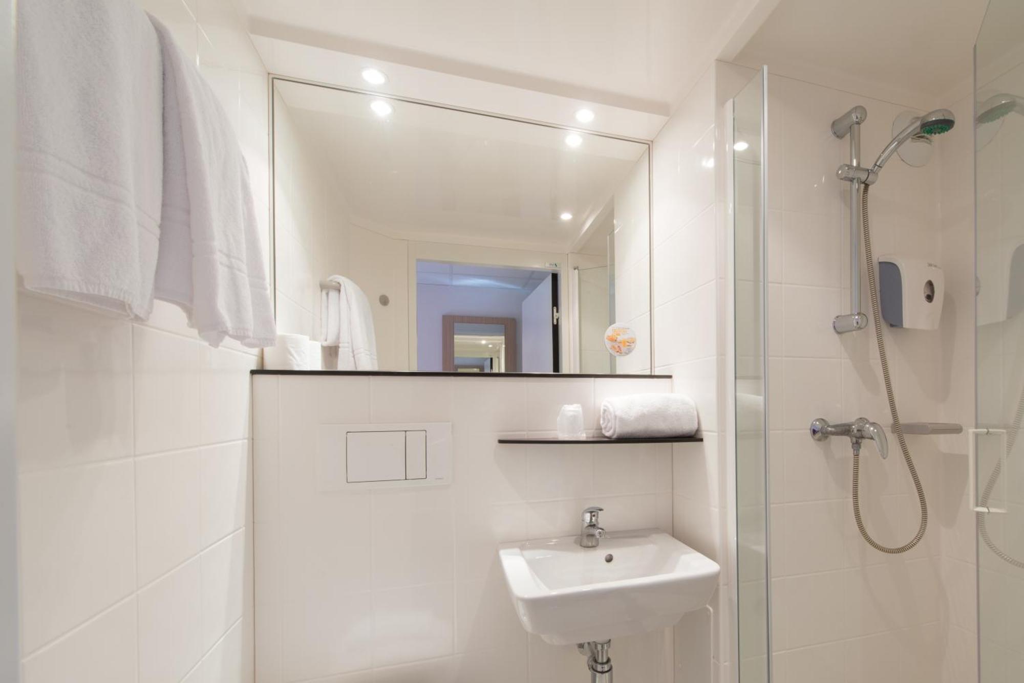 Hotel Eco La Rochelle Centre Les Minimes Eksteriør billede