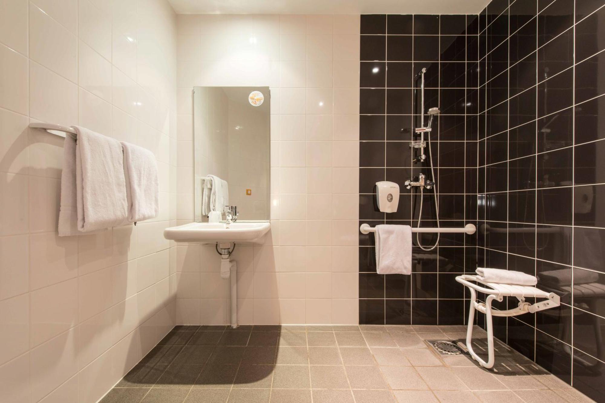 Hotel Eco La Rochelle Centre Les Minimes Eksteriør billede